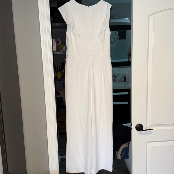 Kasper Women's Ruffled Sleeveless Wide-Leg Jumpsuit Kasper White size M - Picture 5 of 6